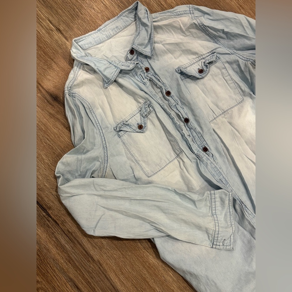 Women’s Button Down Shirt